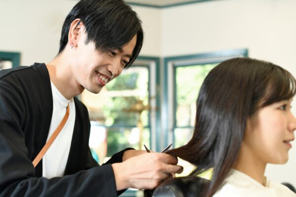 美容師ブランク明け|ダブルワークで収入を安定させる方法